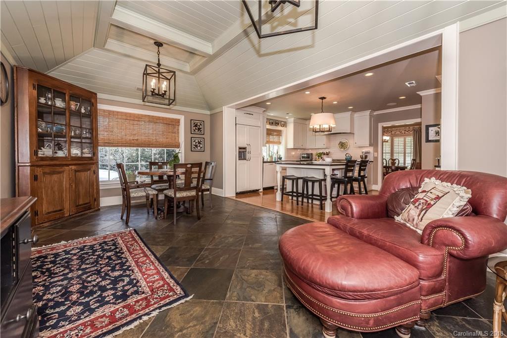 2012 Cloister Drive Charlotte NC 28211
