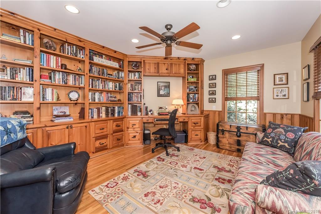 2012 Cloister Drive Charlotte NC 28211