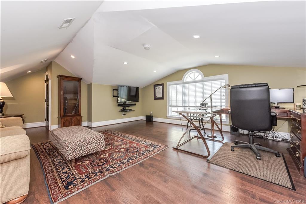 2012 Cloister Drive Charlotte NC 28211