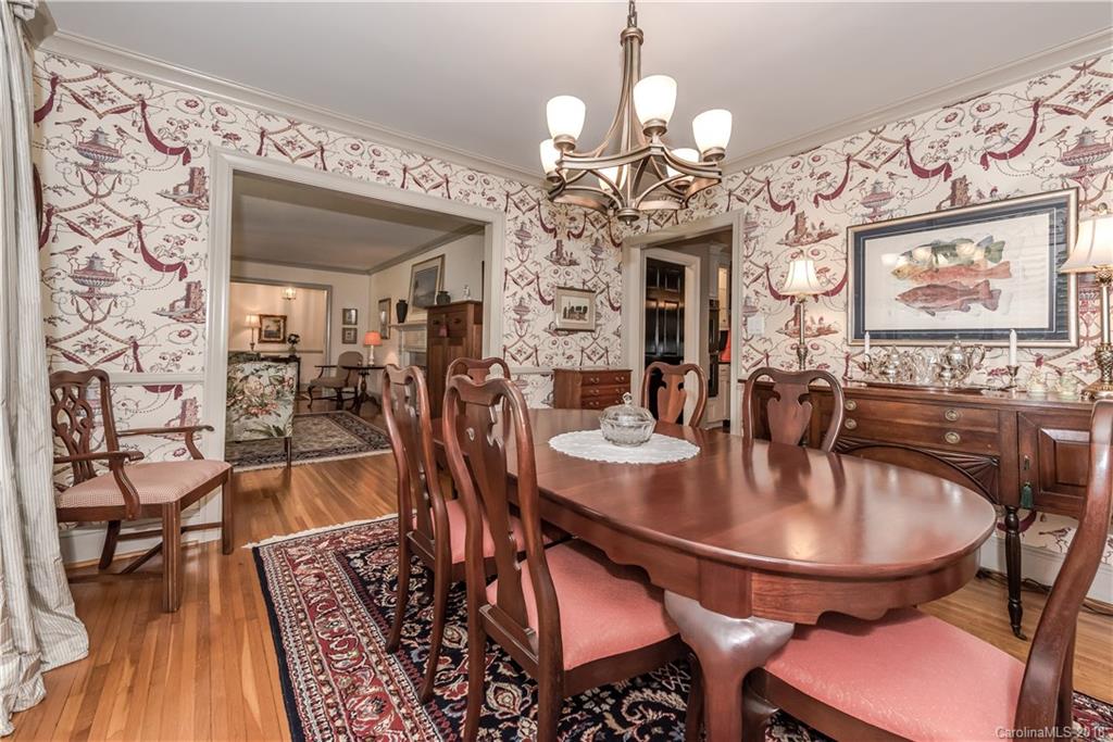 2012 Cloister Drive Charlotte NC 28211