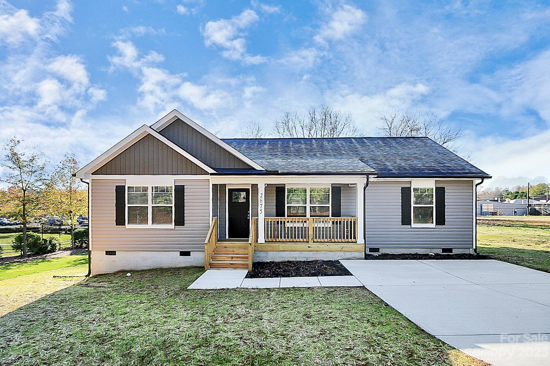 3525 33rd Street Drive NE Hickory NC 28601