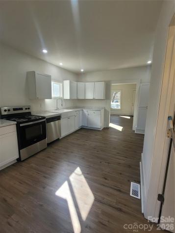 508 N Apple Street Gastonia NC 28054
