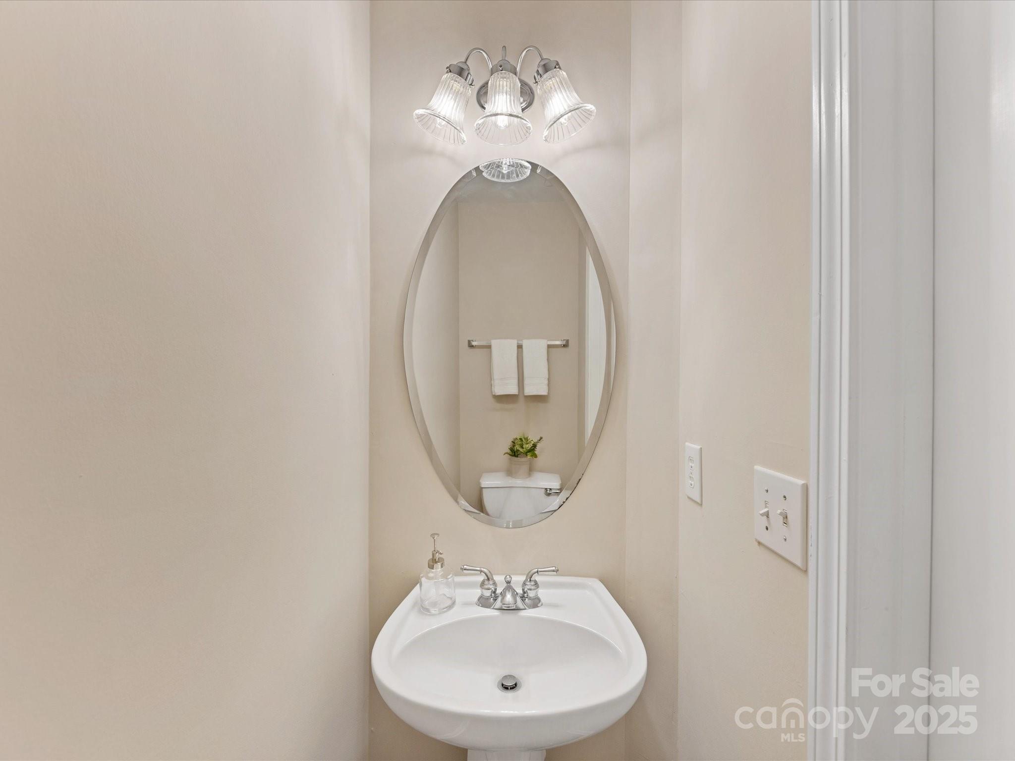 1102 Balcorn Place Charlotte NC 28214