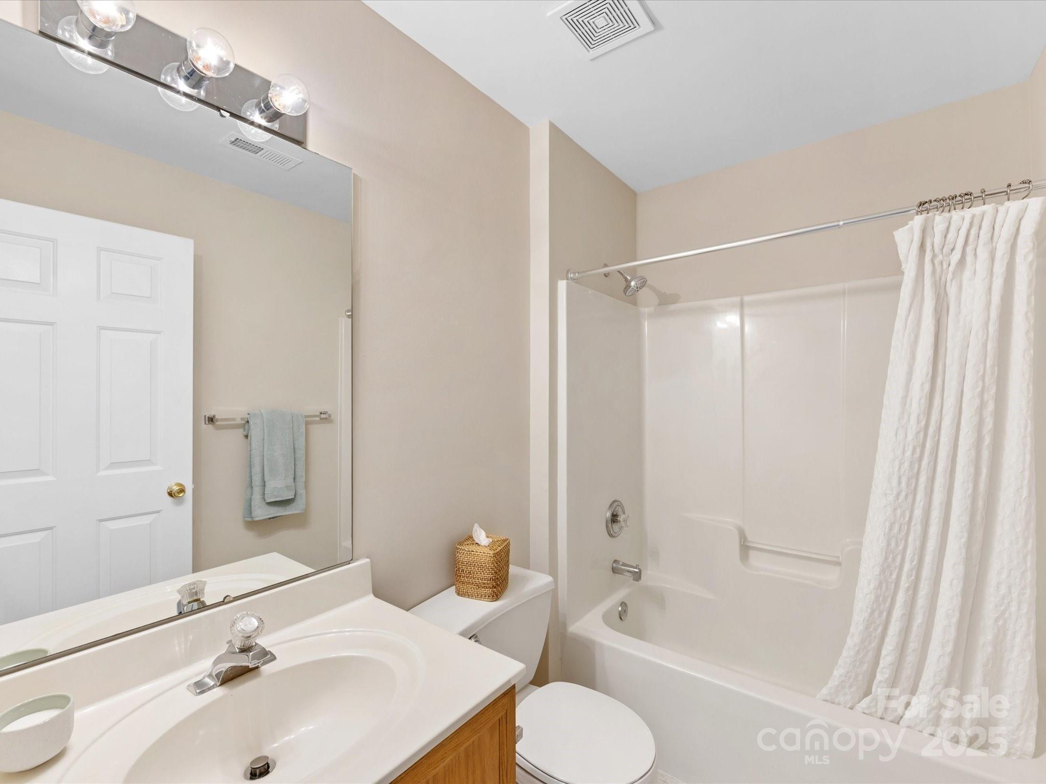 1102 Balcorn Place Charlotte NC 28214
