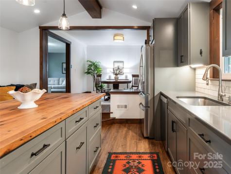 3 Valley Lane Asheville NC 28804