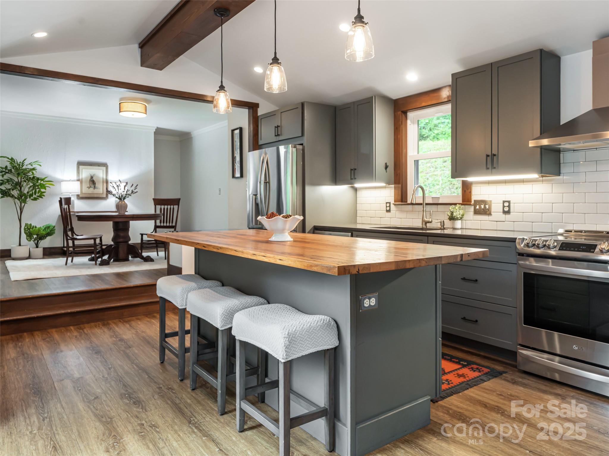 3 Valley Lane Asheville NC 28804