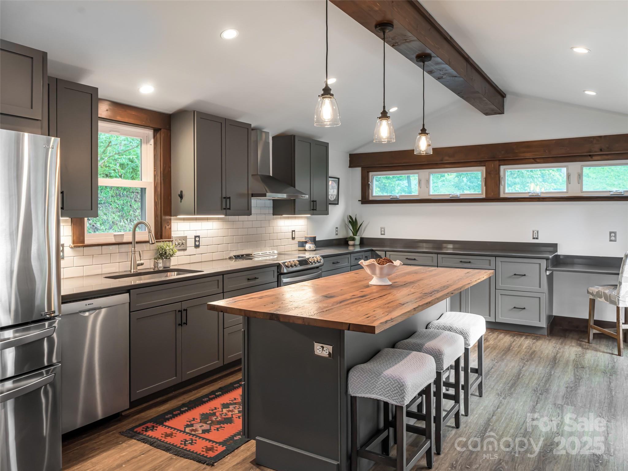 3 Valley Lane Asheville NC 28804