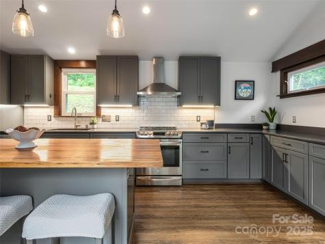 3 Valley Lane Asheville NC 28804