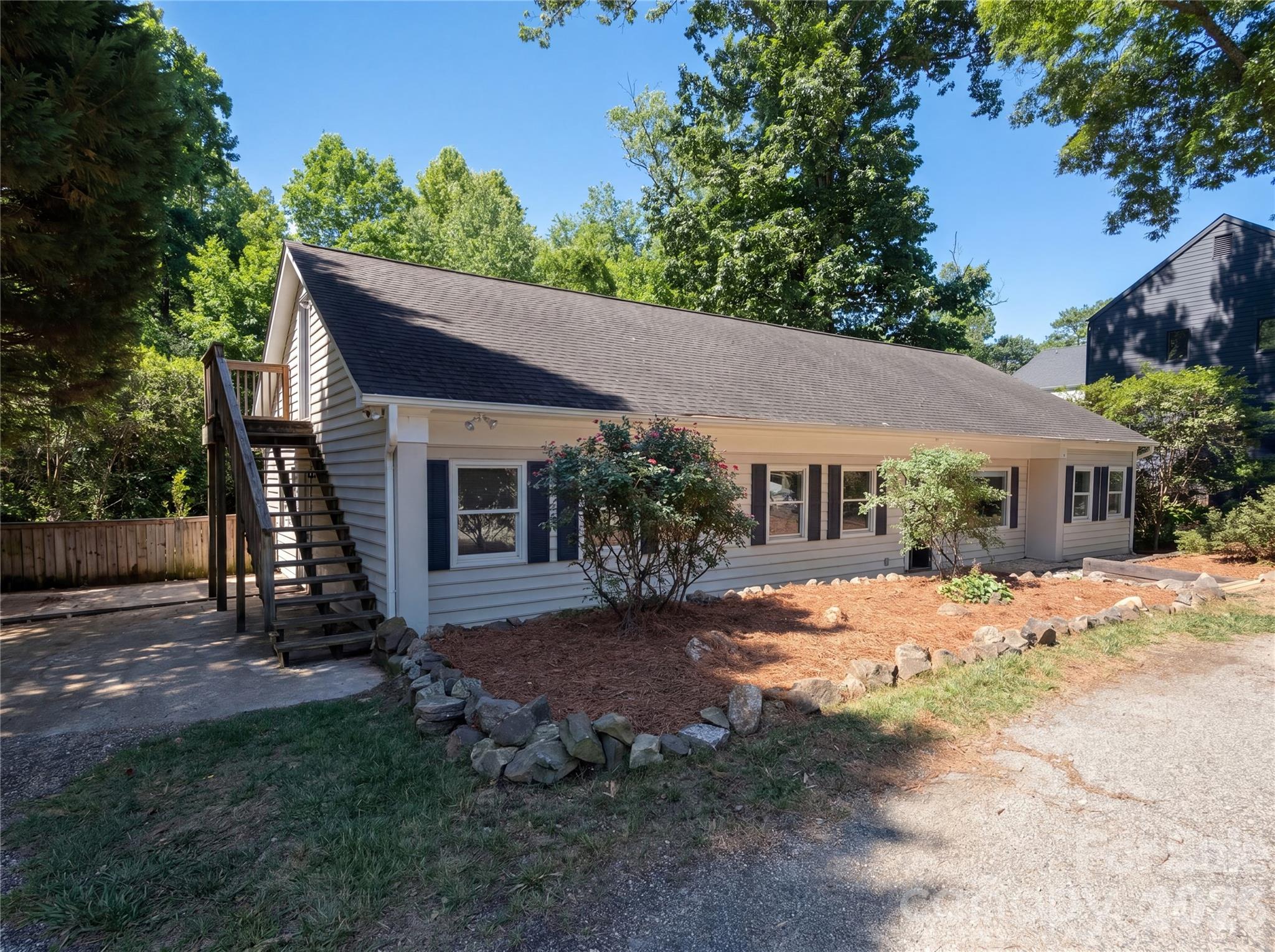 1322 Carolyn Drive Charlotte NC 28205