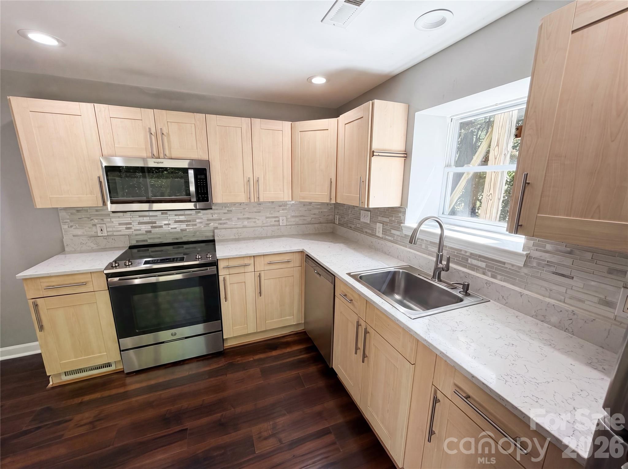 1322 Carolyn Drive Charlotte NC 28205