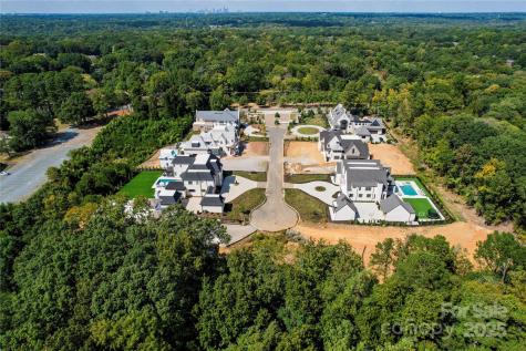 8022 Litaker Manor Court Charlotte NC 28270