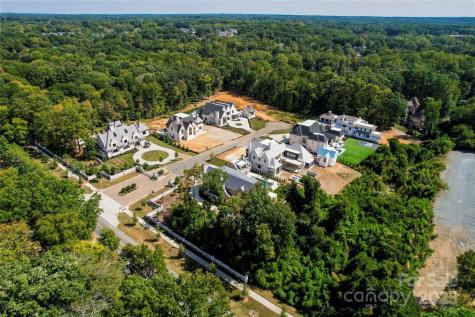 8022 Litaker Manor Court Charlotte NC 28270