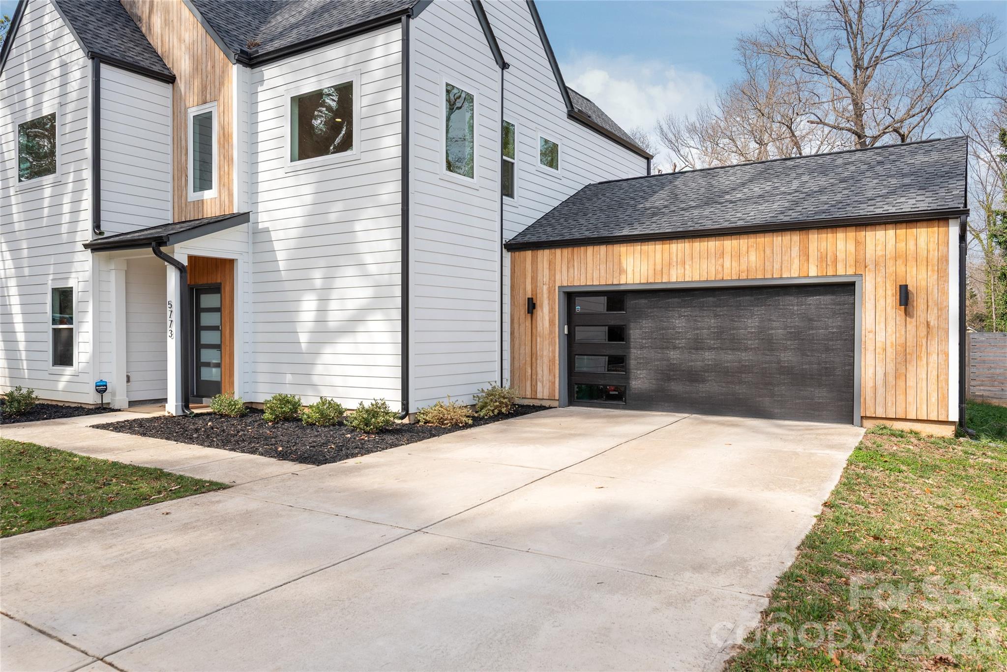 5773 Stephanie Street Charlotte NC 28212