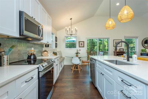 181 Chatham Road Asheville NC 28804