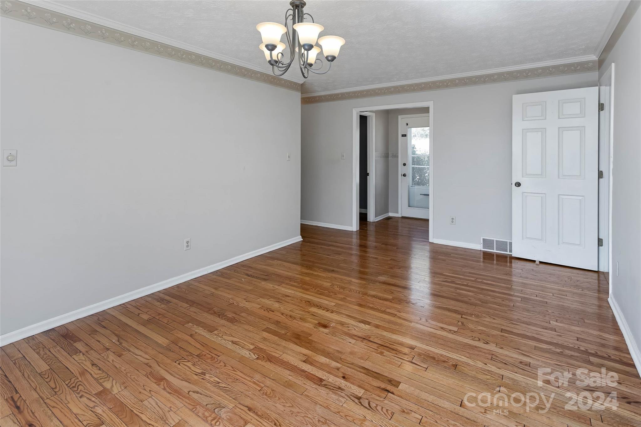 53 Braddock Way Asheville NC 28803