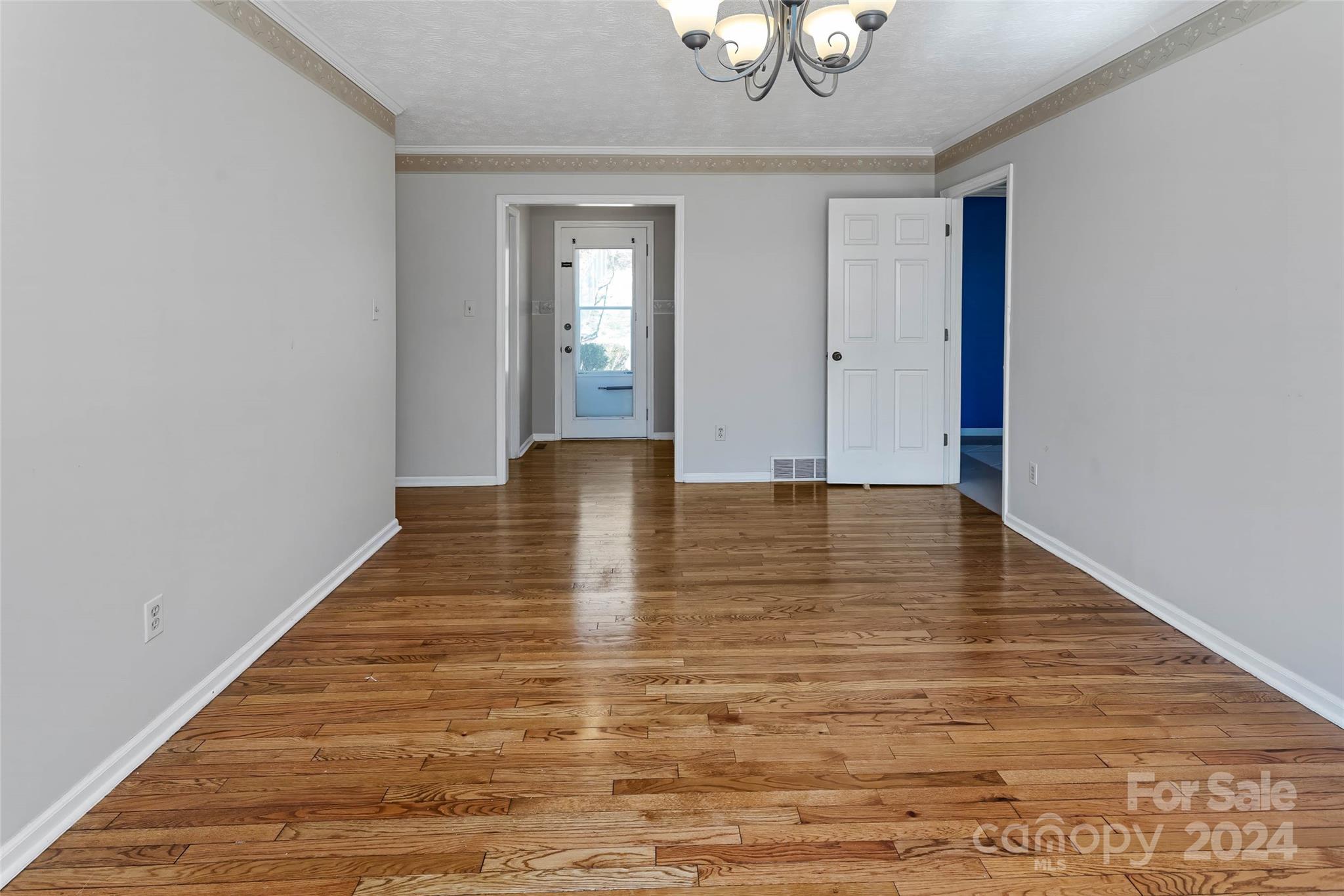 53 Braddock Way Asheville NC 28803