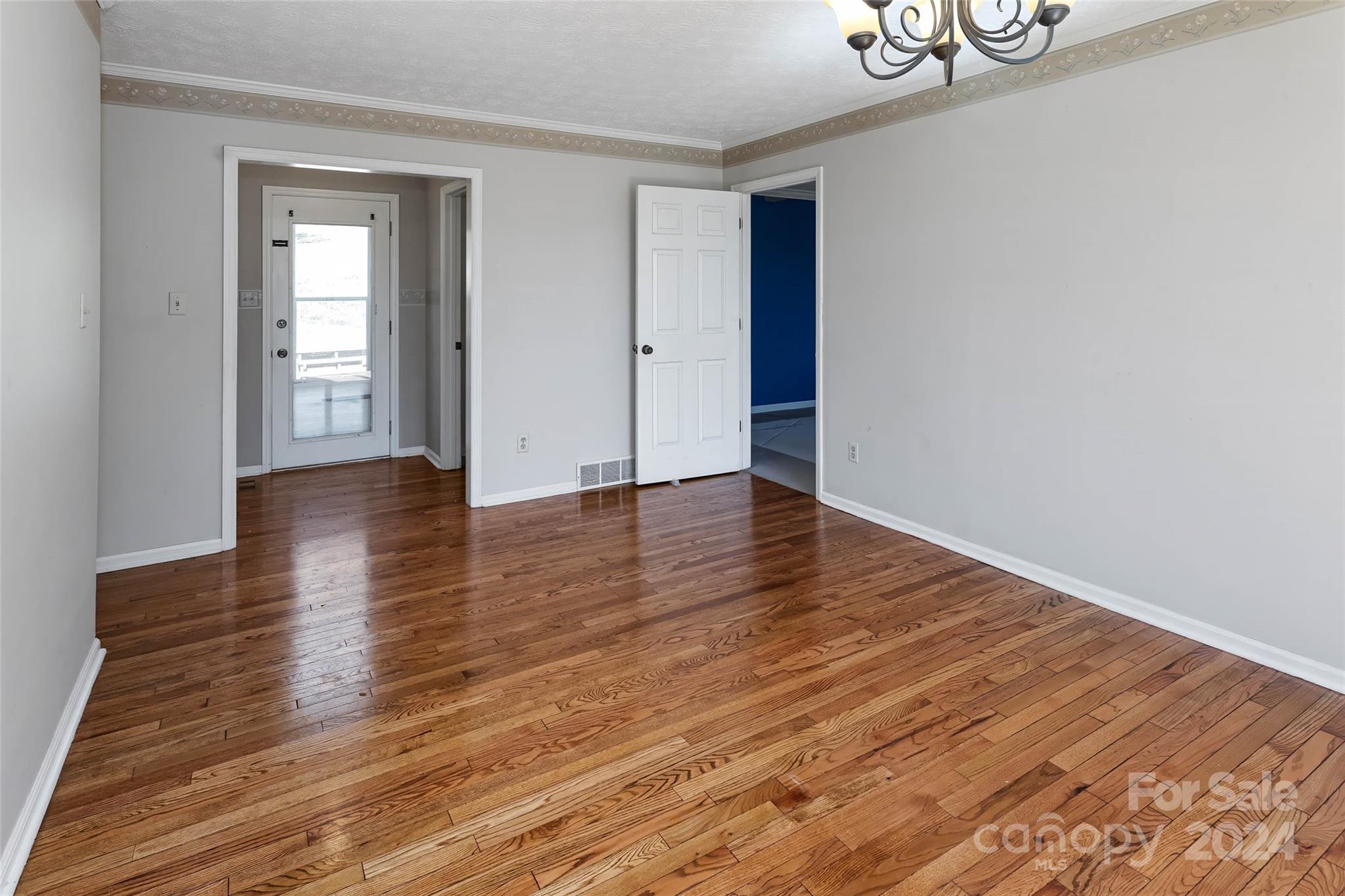 53 Braddock Way Asheville NC 28803