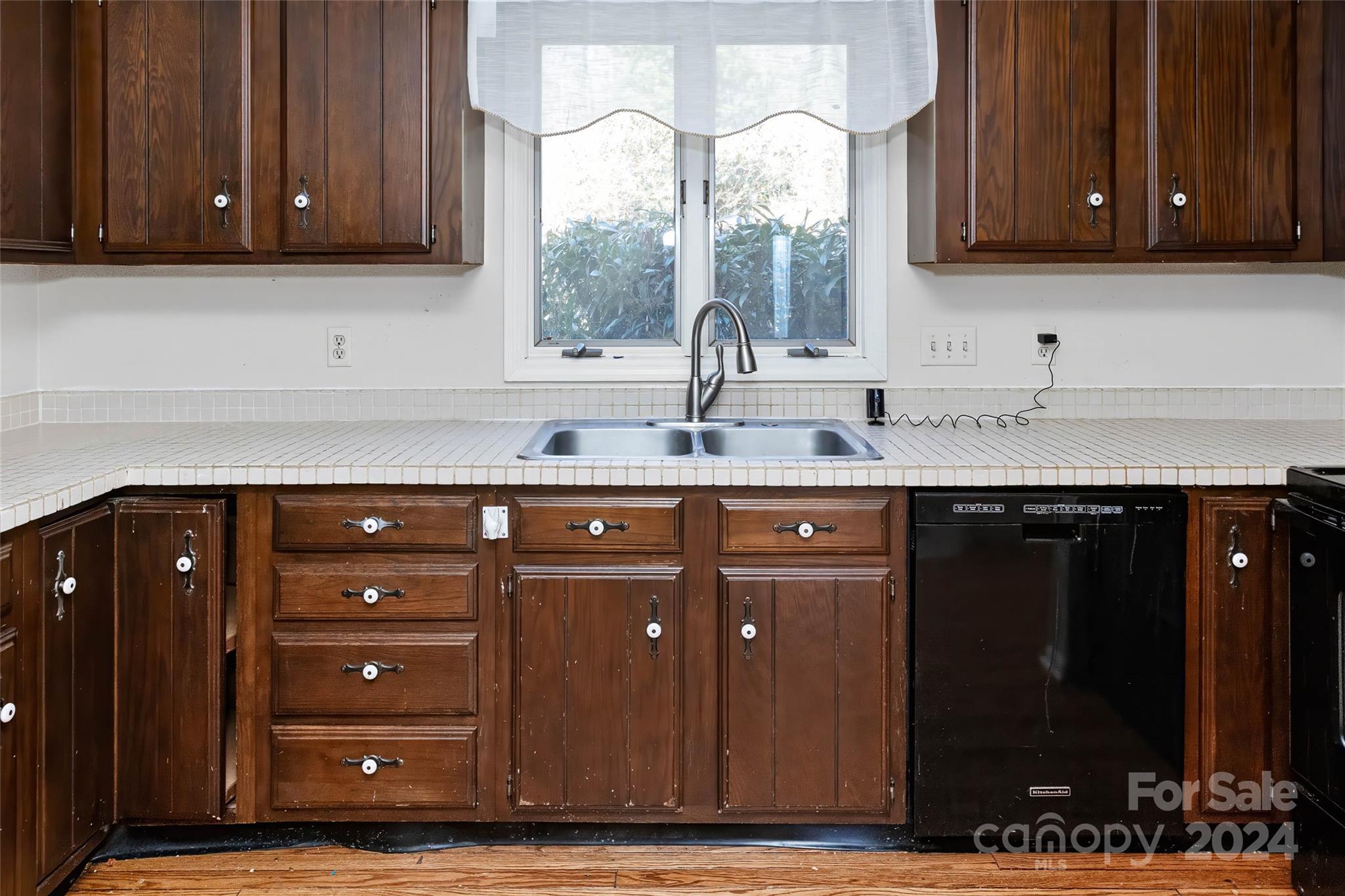 53 Braddock Way Asheville NC 28803