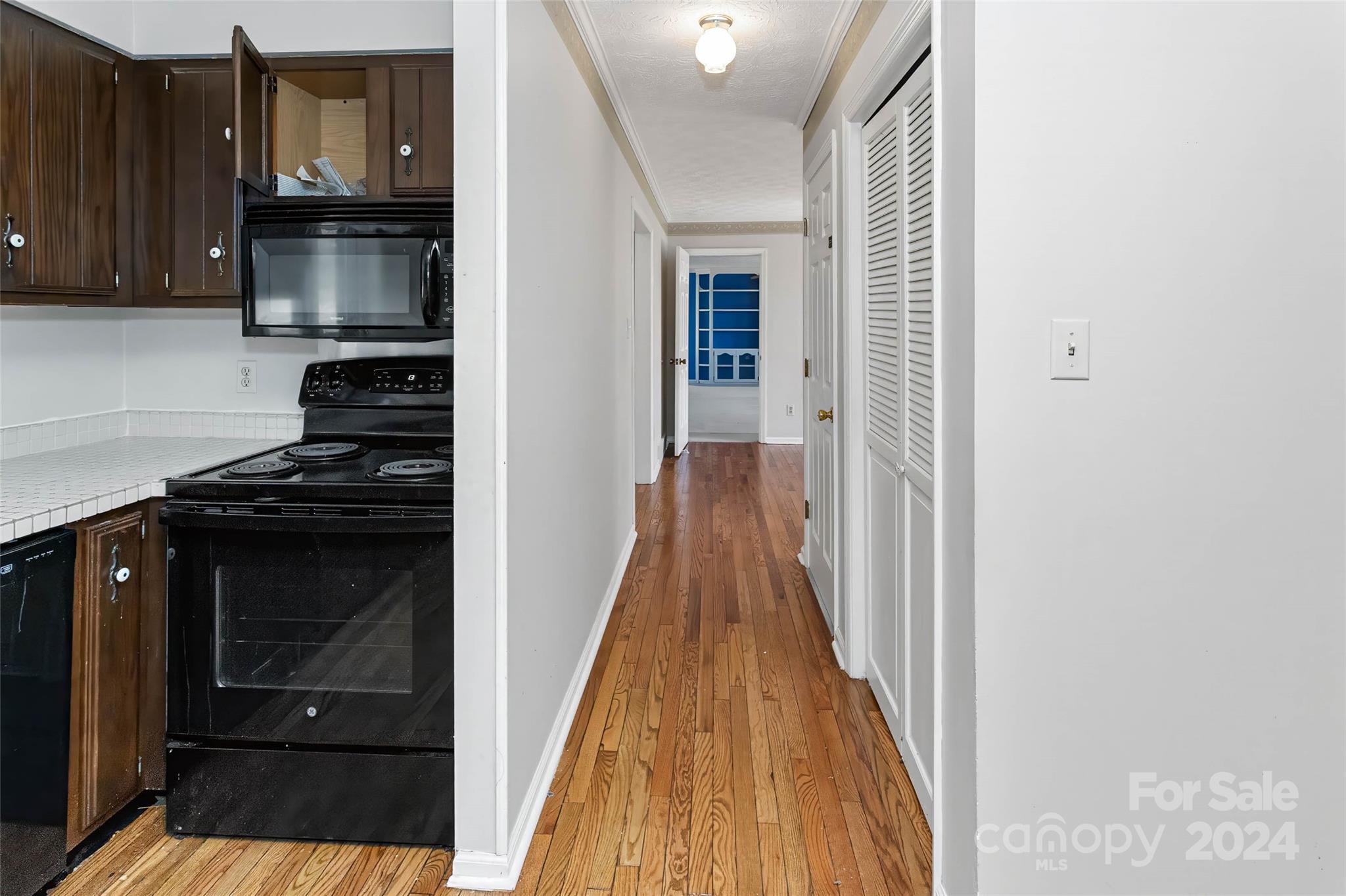 53 Braddock Way Asheville NC 28803