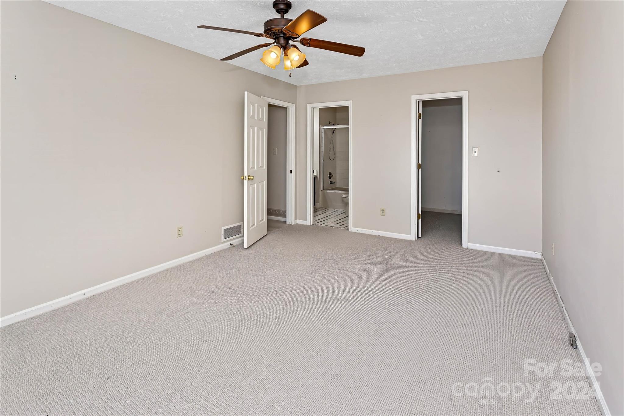 53 Braddock Way Asheville NC 28803