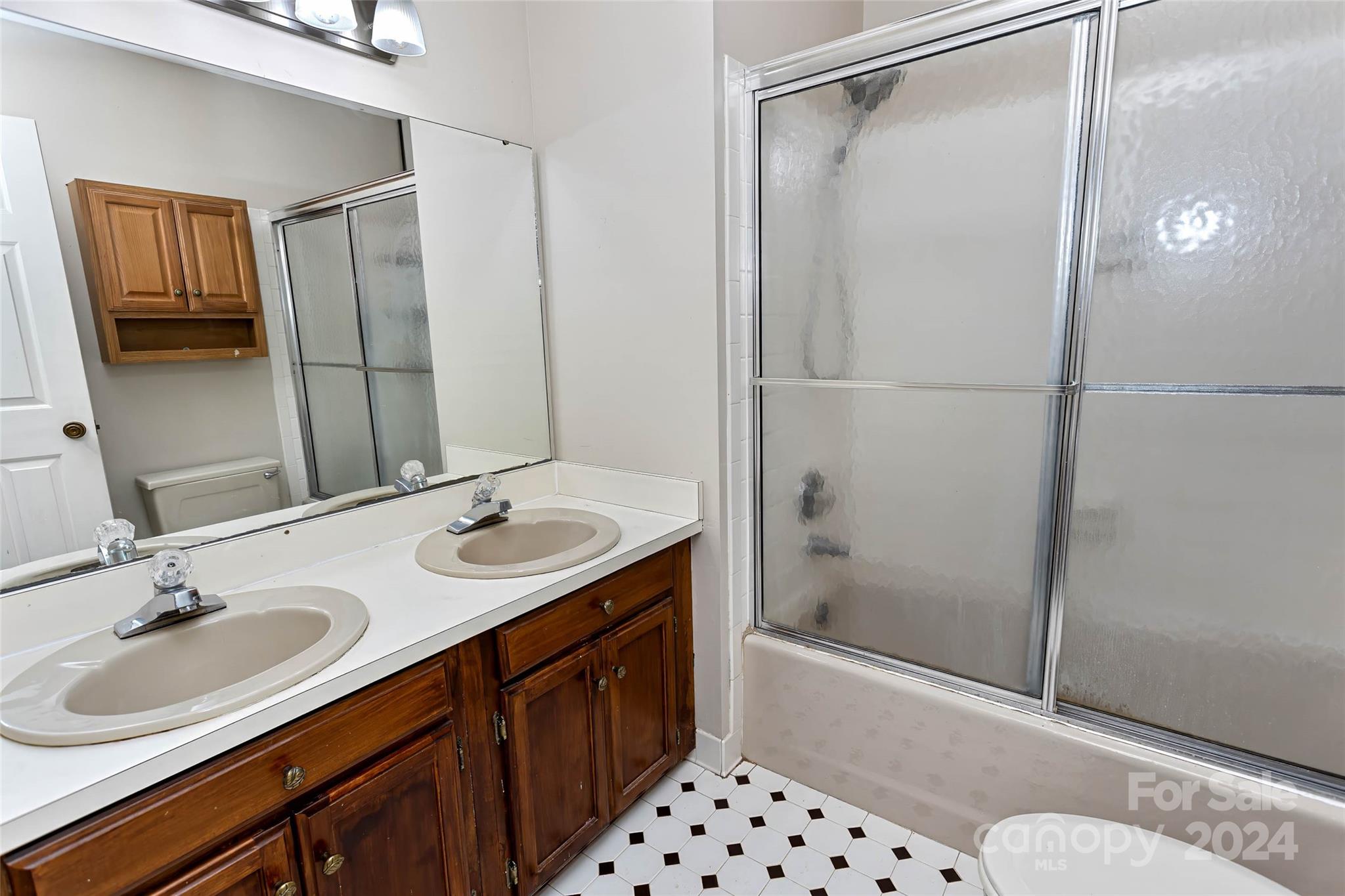 53 Braddock Way Asheville NC 28803