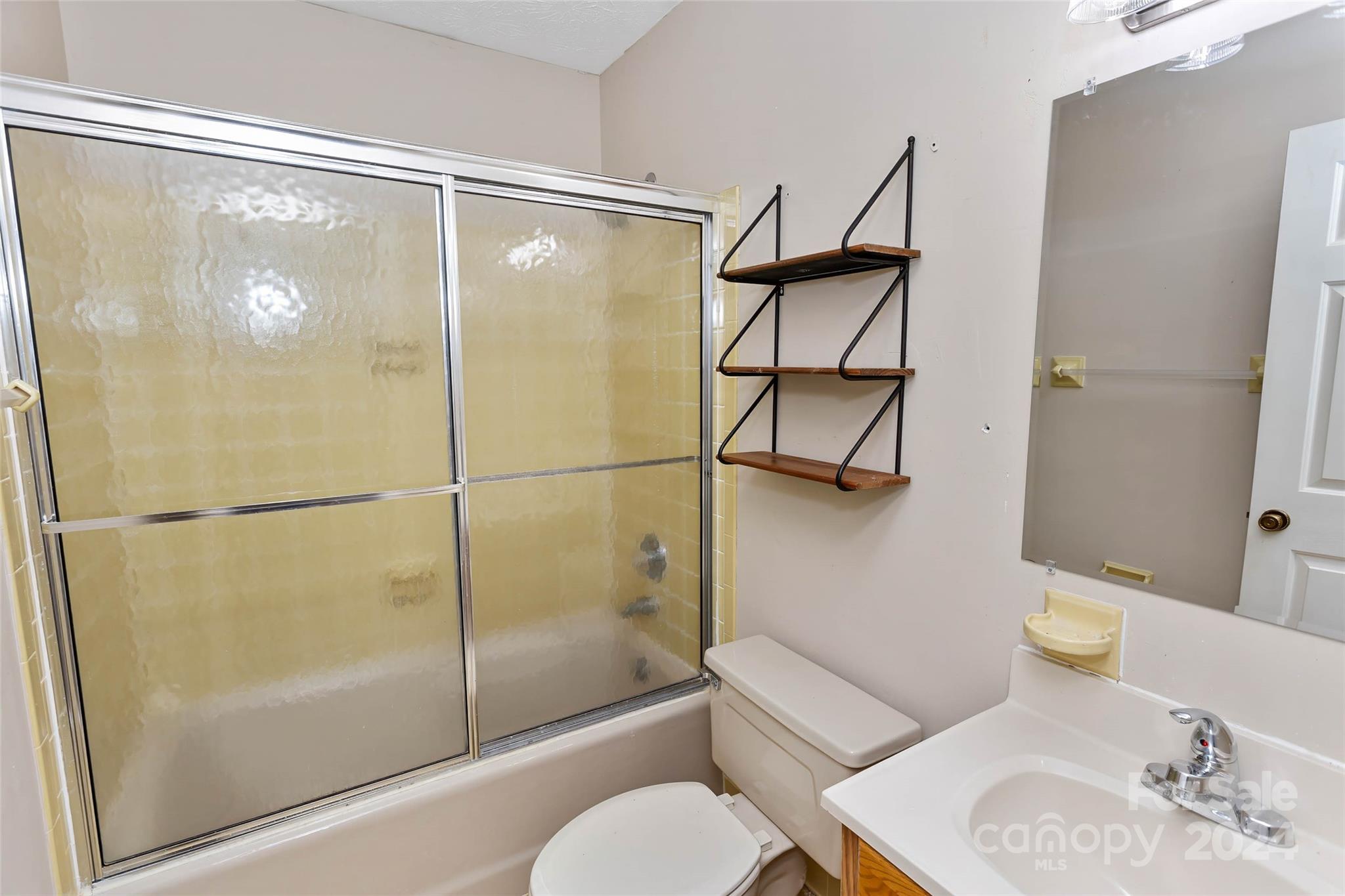 53 Braddock Way Asheville NC 28803