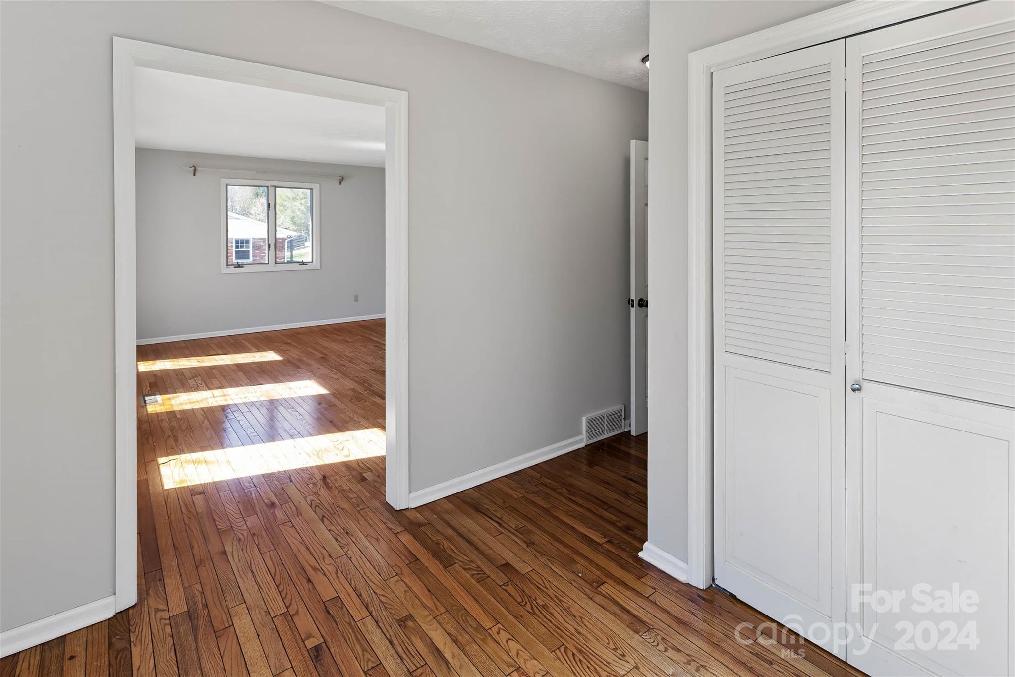 53 Braddock Way Asheville NC 28803