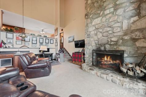 415 Reel Hollow Road Marion NC 28752