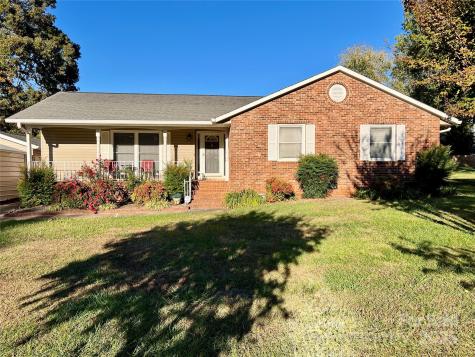 9026 Longview Drive Charlotte NC 28214