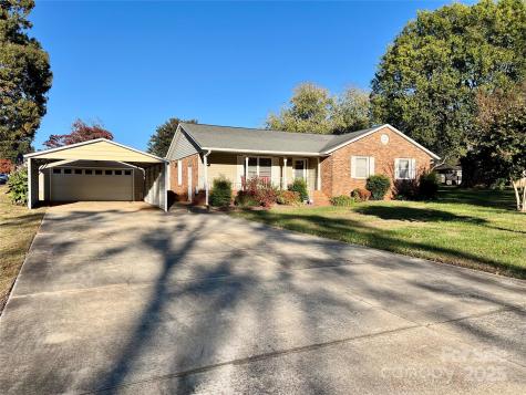 9026 Longview Drive Charlotte NC 28214