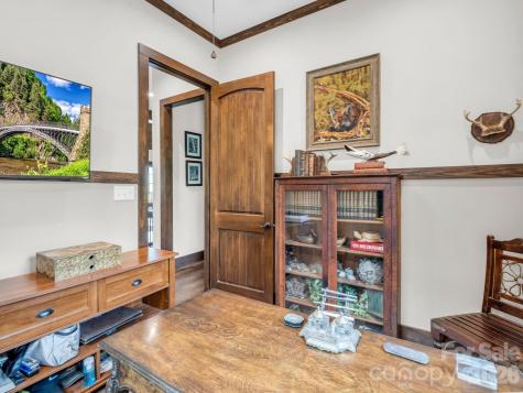 189 Tatanka Trail Lake Lure NC 28746