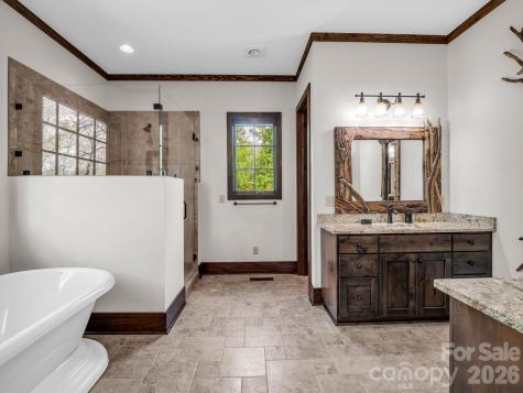 189 Tatanka Trail Lake Lure NC 28746