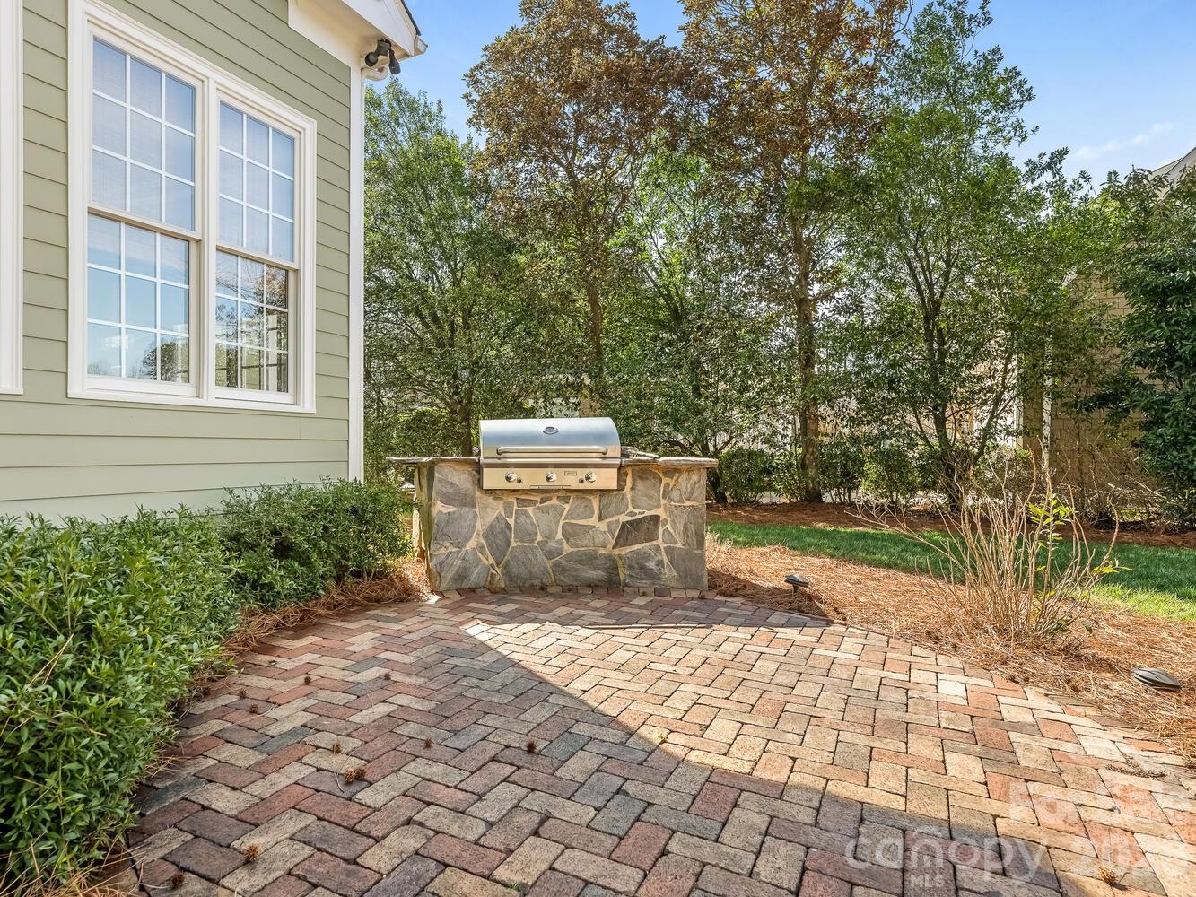 8618 Highgrove Street Charlotte NC 28277