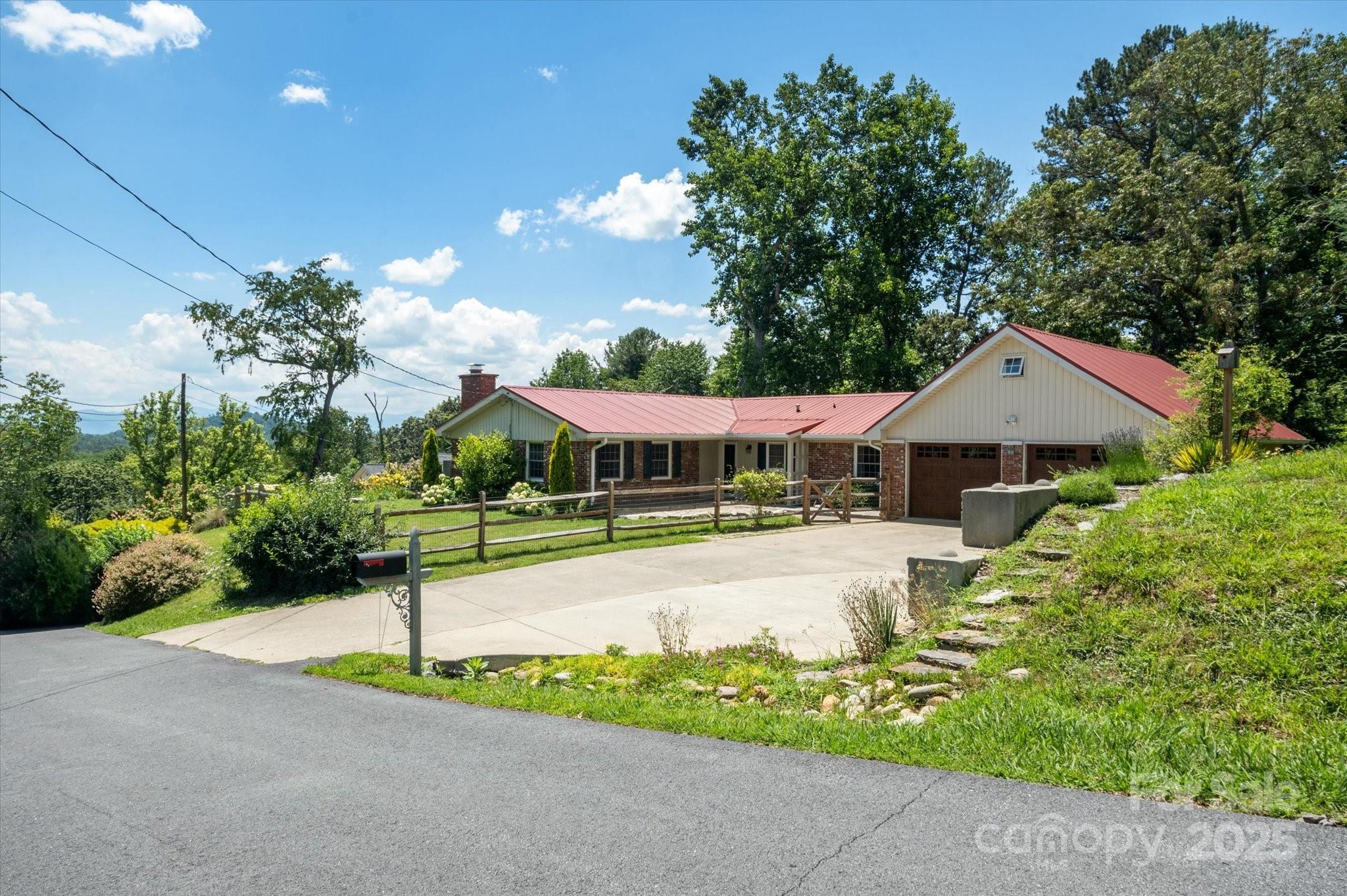 88 Gibson Road Asheville NC 28804