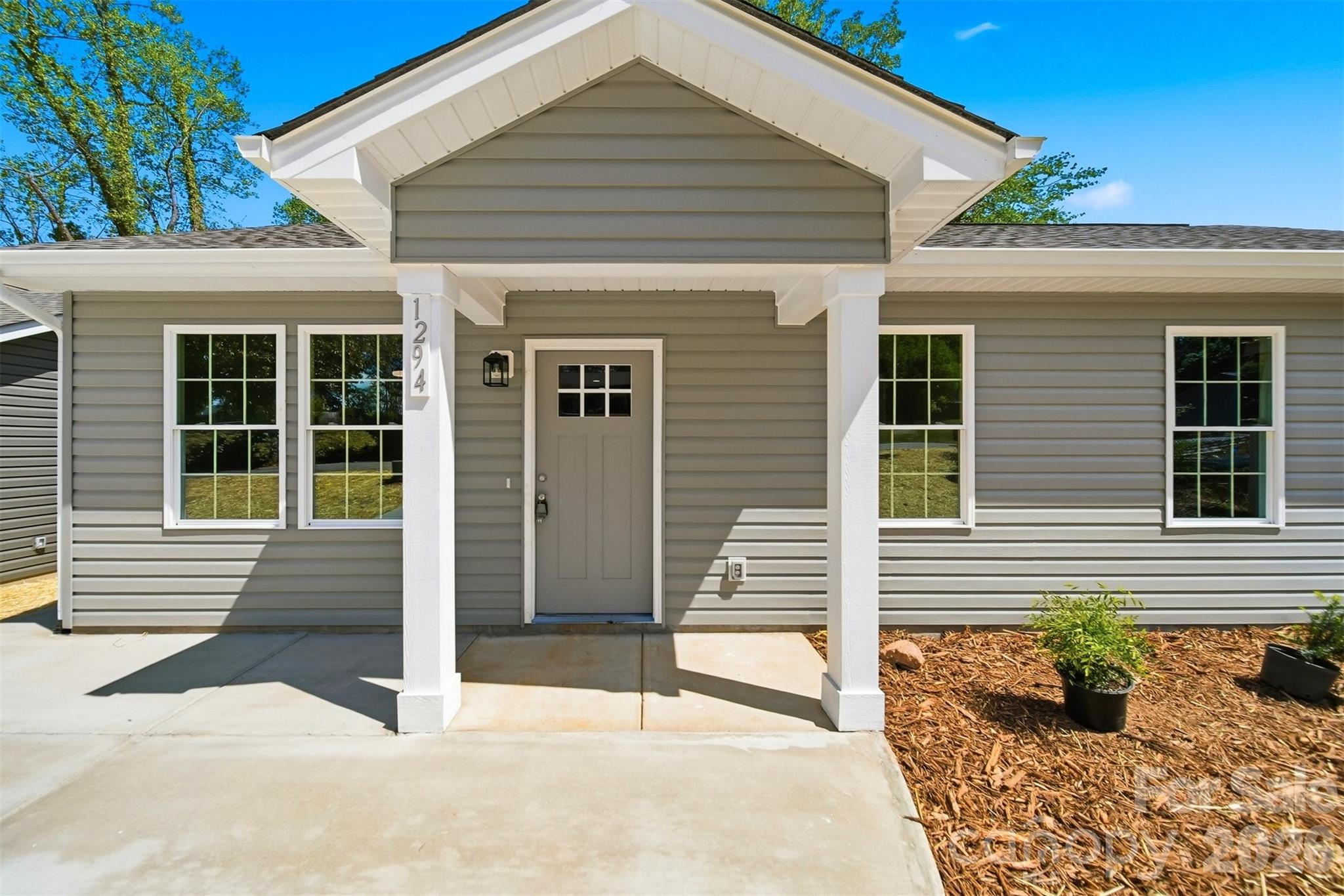 1294 18th Street NE Hickory NC 28601