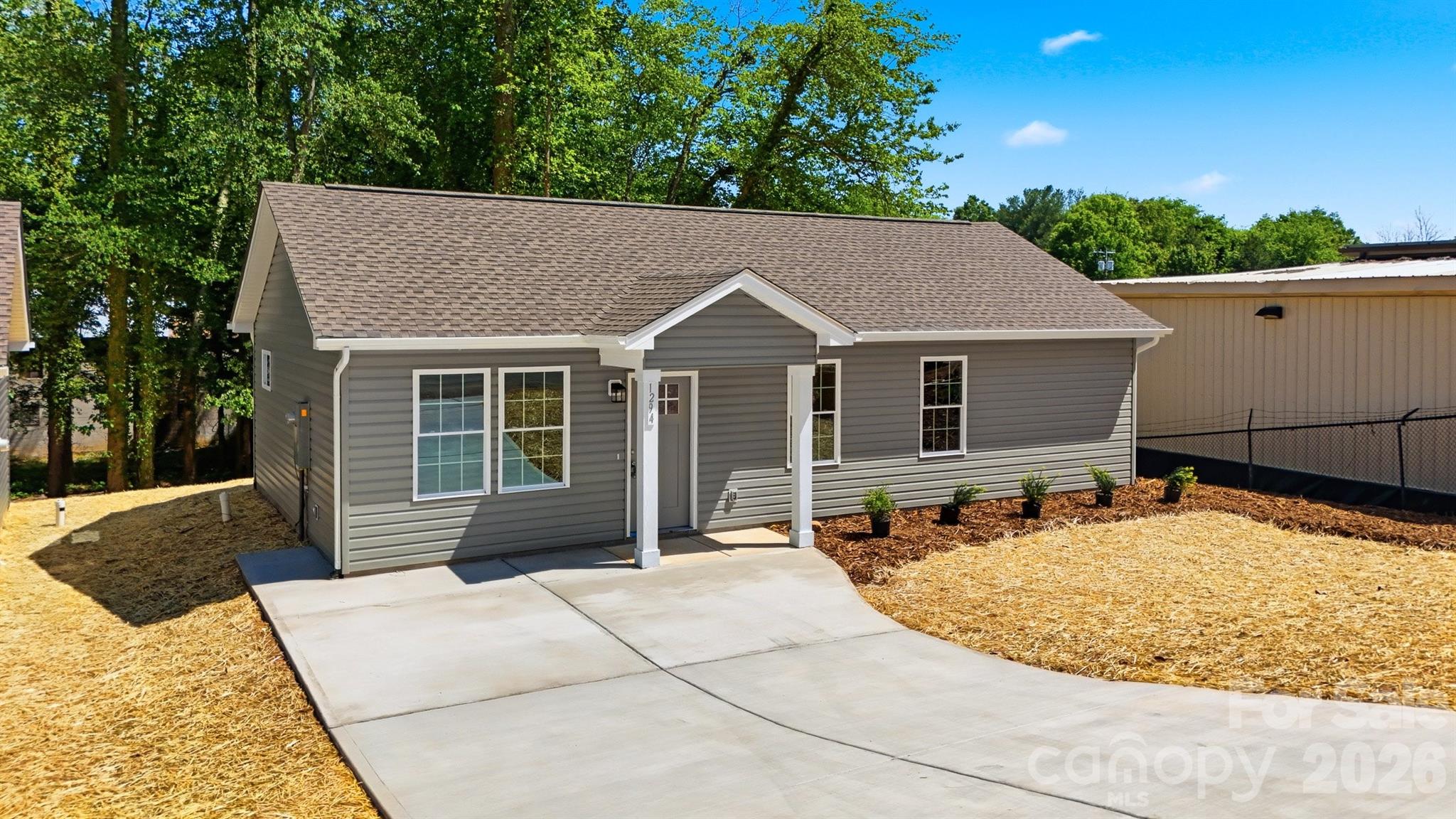 1294 18th Street NE Hickory NC 28601