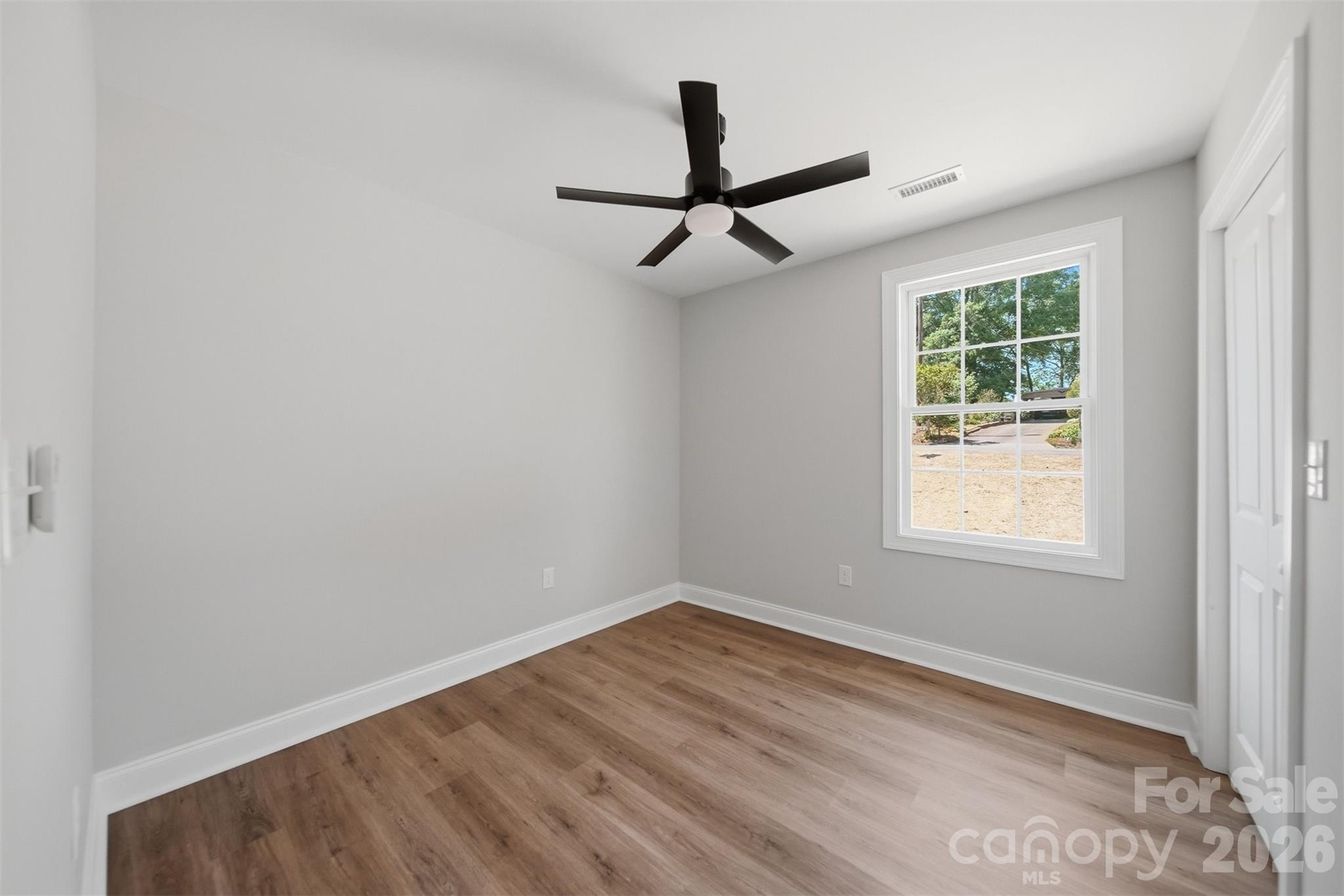 1294 18th Street NE Hickory NC 28601