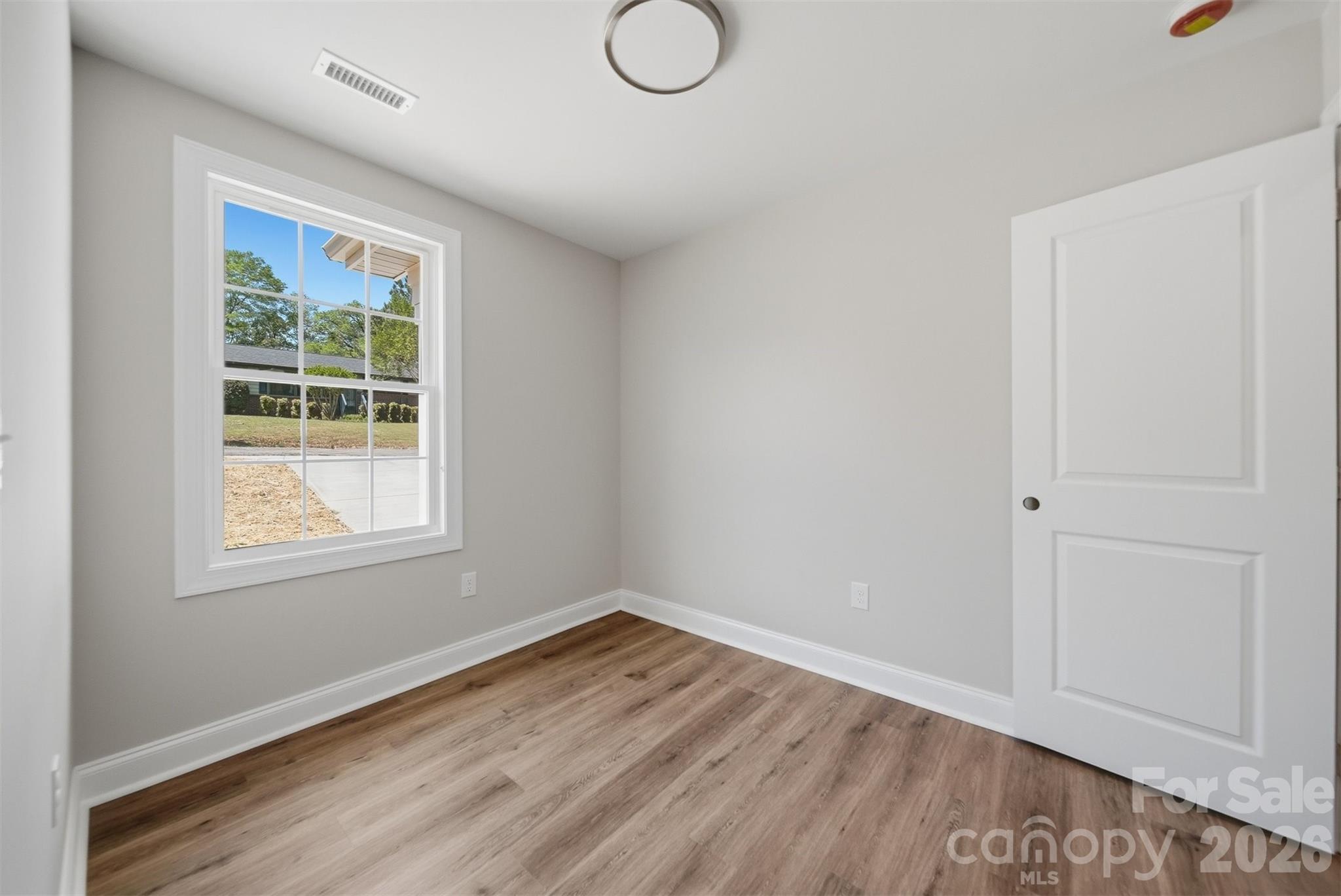 1294 18th Street NE Hickory NC 28601