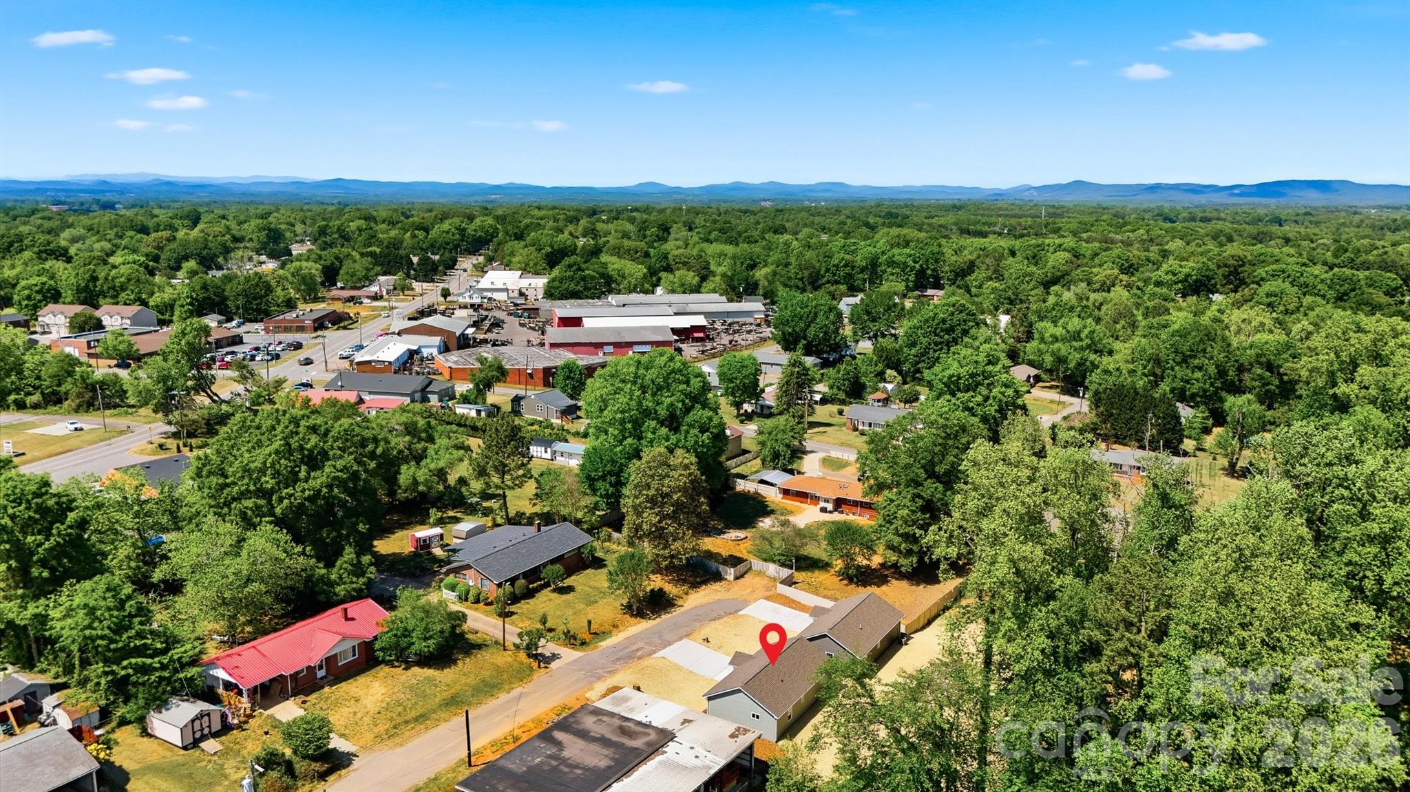 1294 18th Street NE Hickory NC 28601