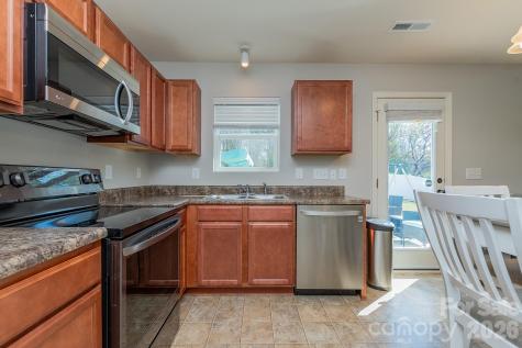 501 Caden Village Circle Lexington NC 27295