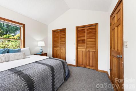 5 Johns Street Asheville NC 28806