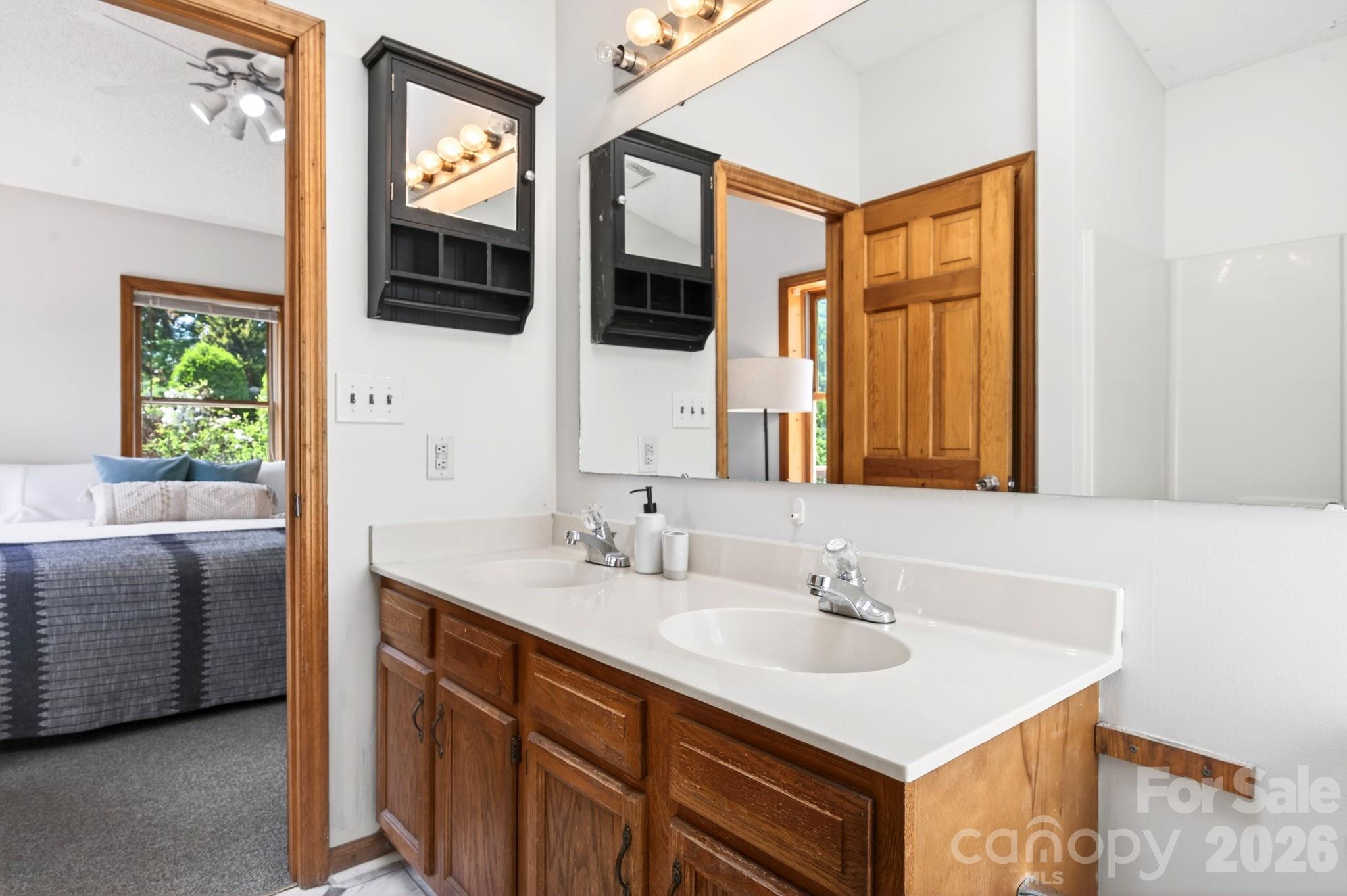 5 Johns Street Asheville NC 28806