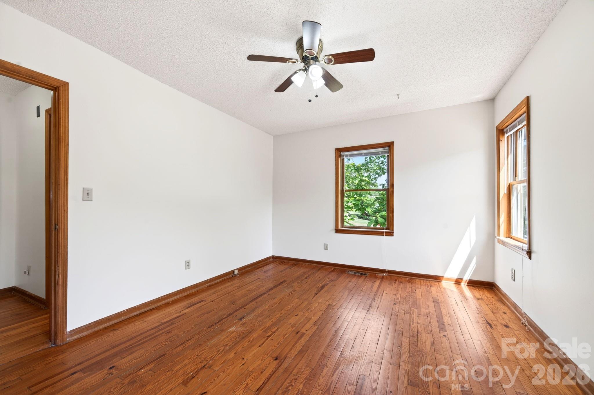 5 Johns Street Asheville NC 28806