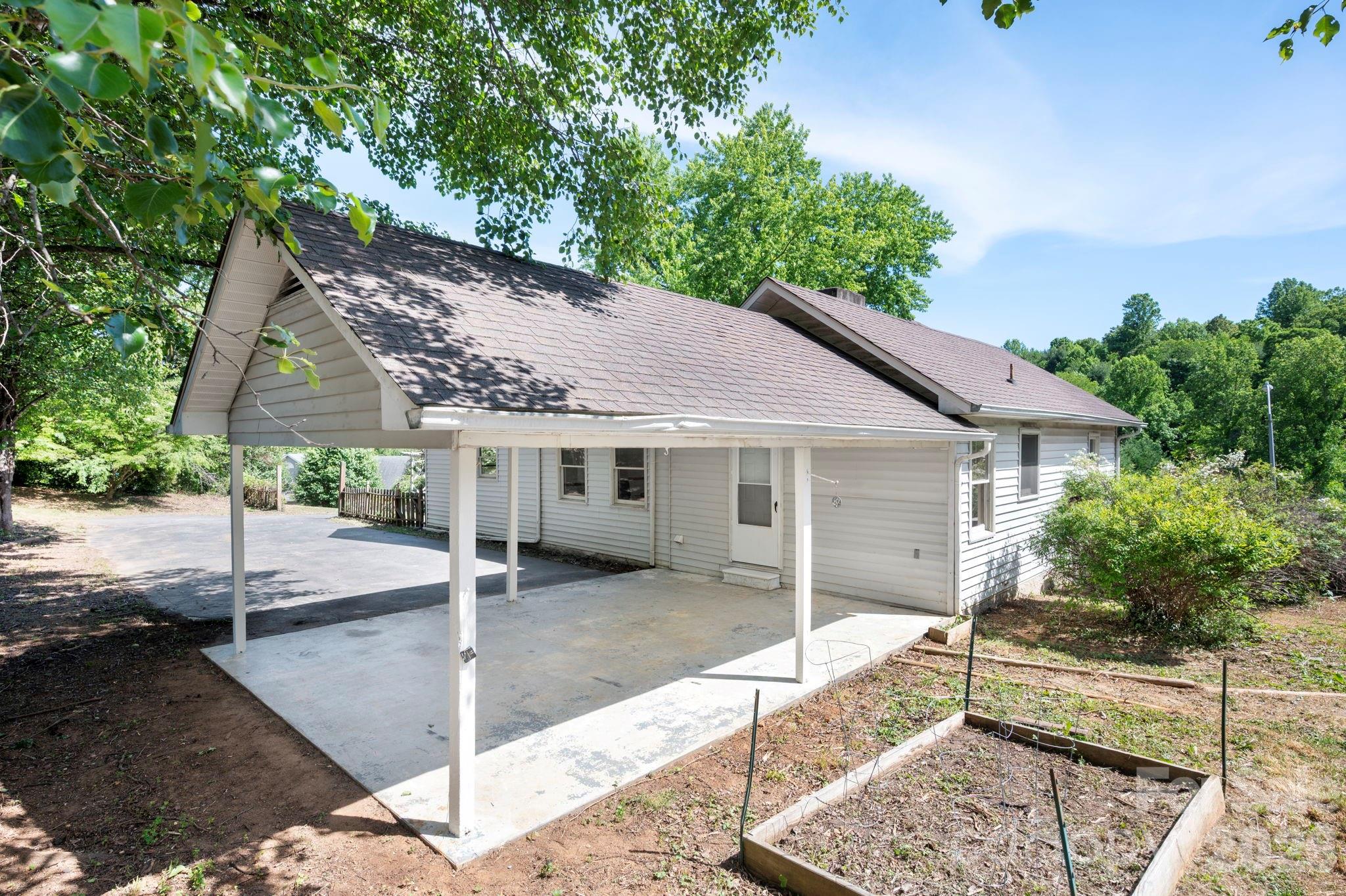 5 Johns Street Asheville NC 28806