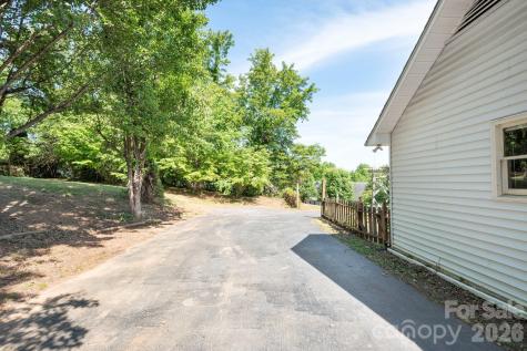 5 Johns Street Asheville NC 28806