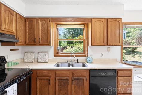5 Johns Street Asheville NC 28806