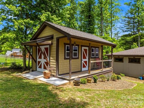 112 Caleb Drive Fletcher NC 28732