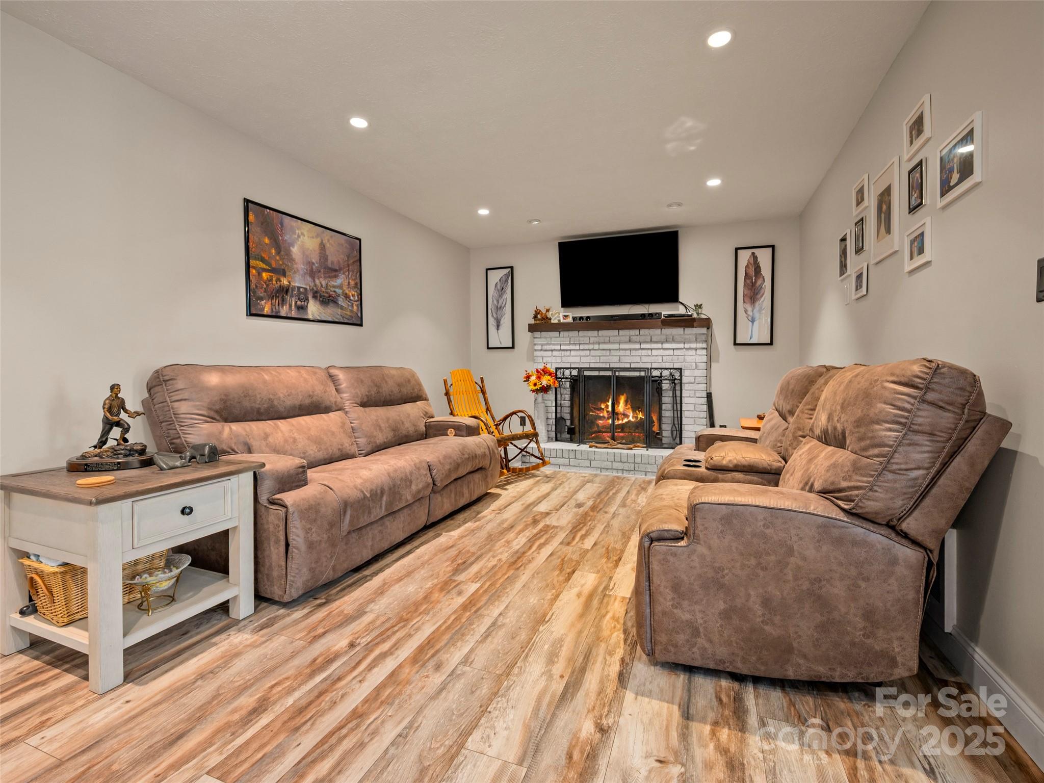 4 Daniel Drive Fletcher NC 28732