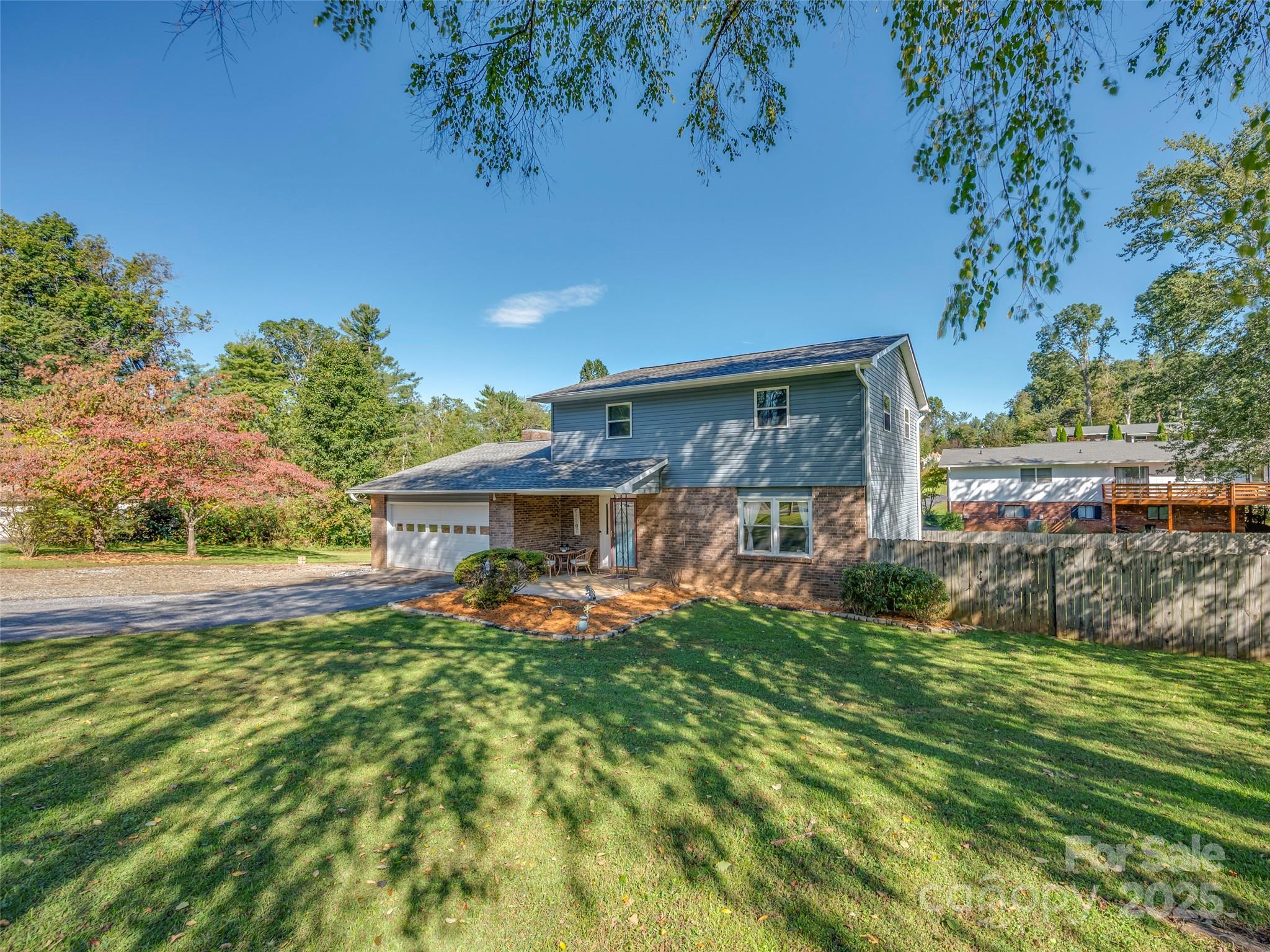 4 Daniel Drive Fletcher NC 28732