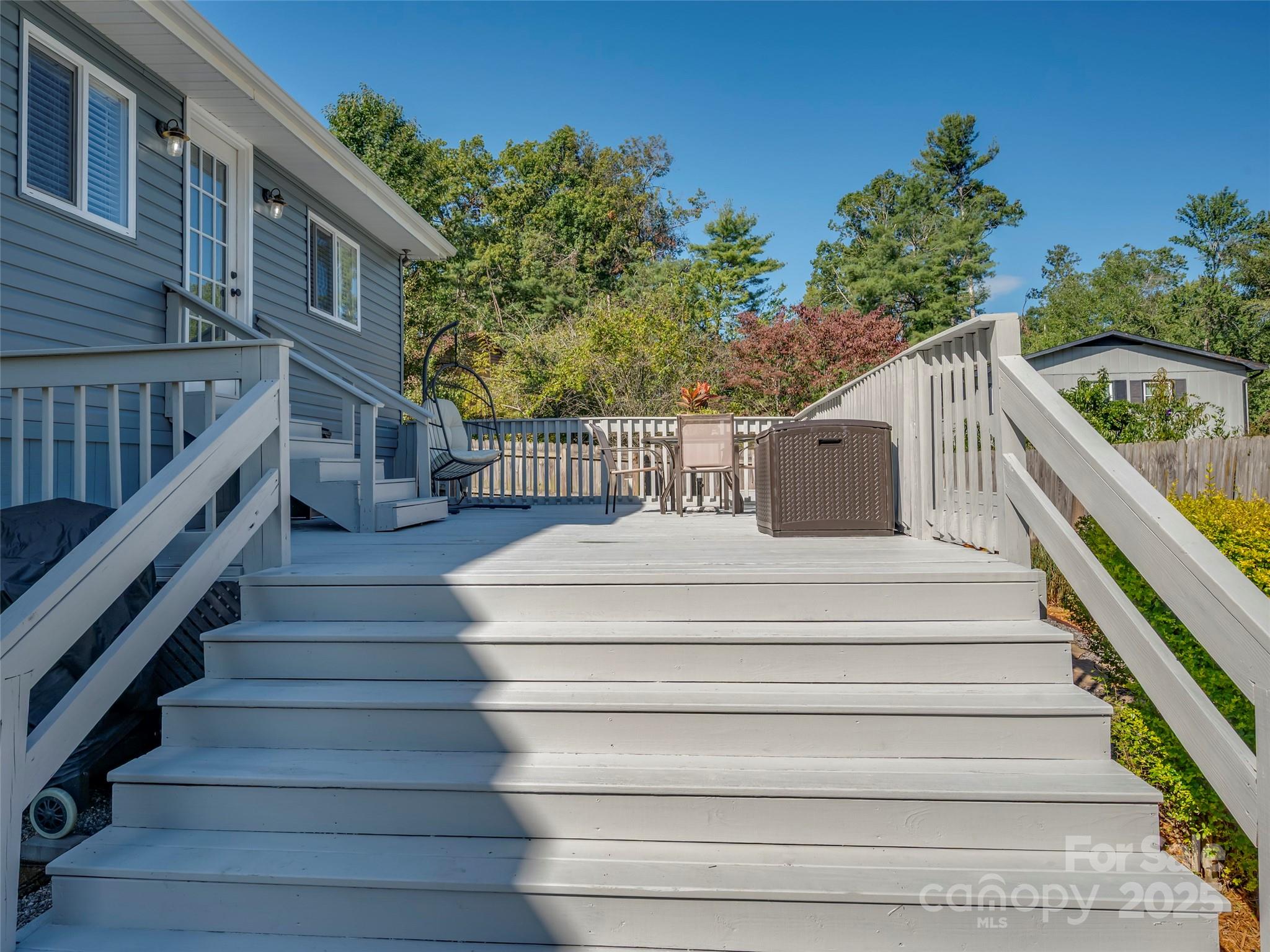 4 Daniel Drive Fletcher NC 28732